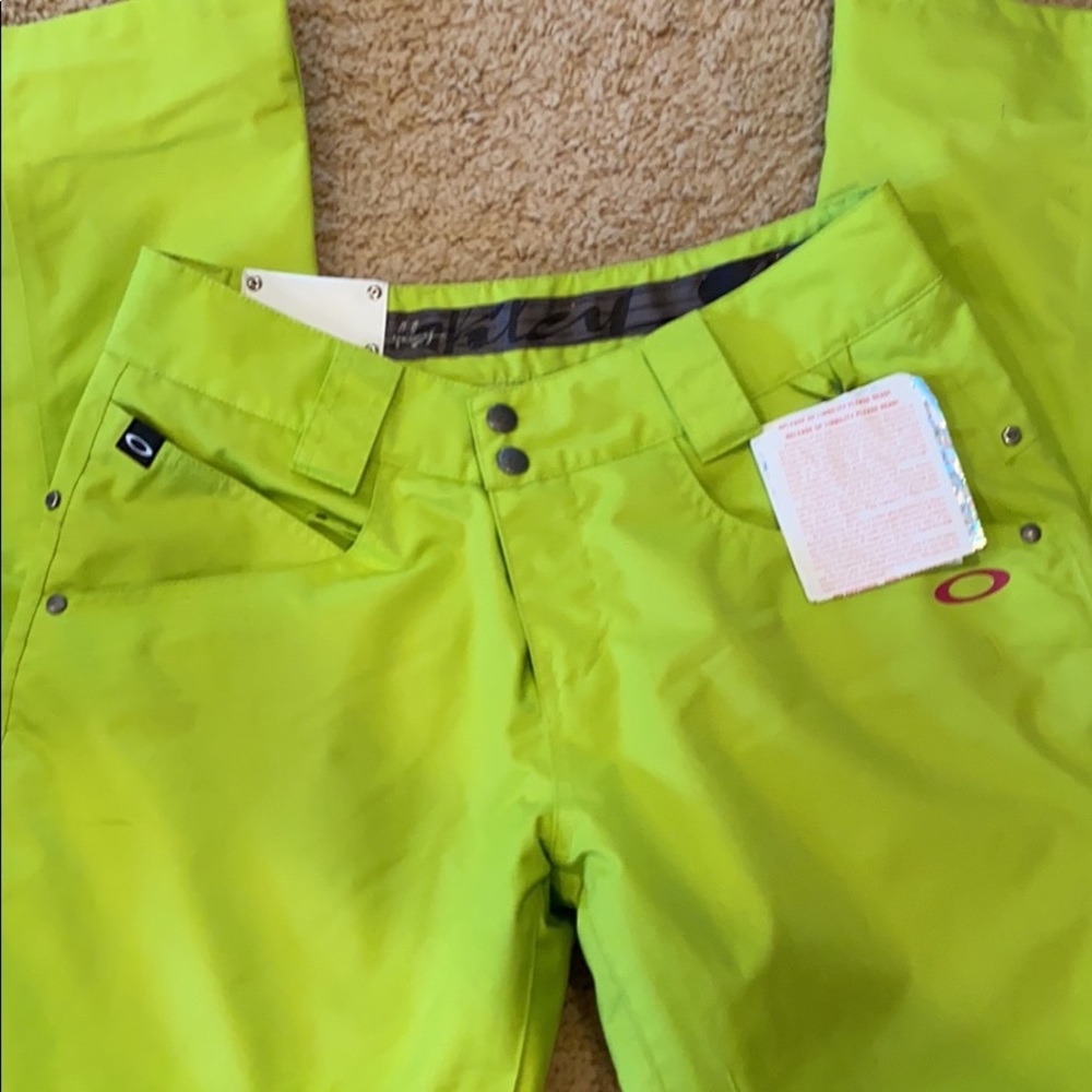 Oakley snow pants